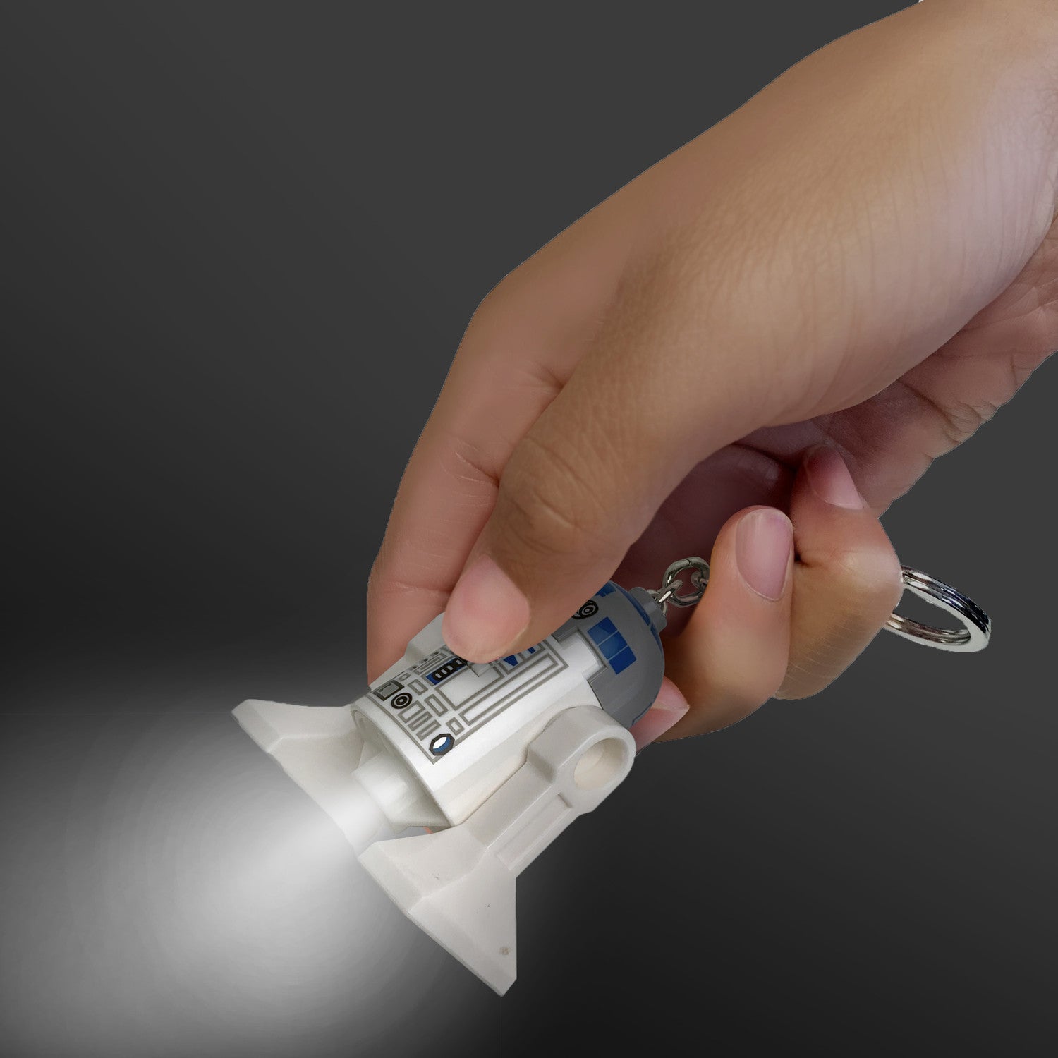 ЛЕГО® Стар Варс - Р2Д2 привезак за кључеве са батеријском лампом